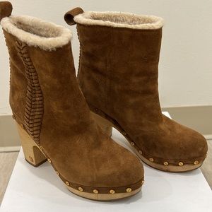 Veronica Beard Daxi shearling lined clog bootie. Size 6 color hazelwood.